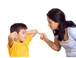 Trắc nghiệm Đạo đức lớp 5 Chân trời sáng tạo Bài 10 (có đáp án): Em nhận diện biểu hiện xâm hại (ảnh 2)