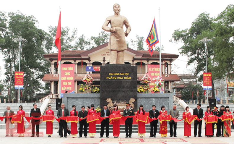 Bộ 3 đề thi Lịch Sử 10 Giữa kì 1 năm 2024 tải nhiều nhất