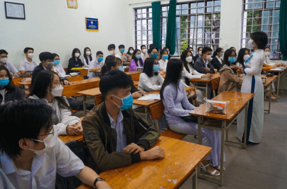 10 Đề thi Cuối Học kì 1 Tiếng Việt lớp 2 Chân trời sáng tạo năm 2024 có ma trận