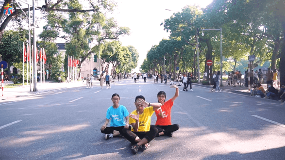Giáo án điện tử Bài 4: Tôm càng và cá con lớp 1 | PPT Tiếng Việt lớp 1 Chân trời sáng tạo