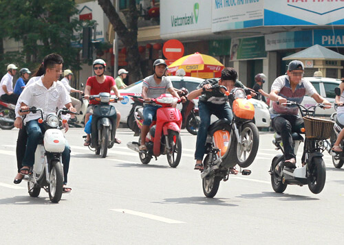 >Lý thuyết GDCD 7 Chân trời sáng tạo Bài 10: Nguyên nhân, hậu quả của tệ nạn xã hội