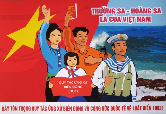 Em hãy cùng các bạn sưu tầm và thiết kế sản phẩm tuyên tuyền về hoạt động đối ngoại