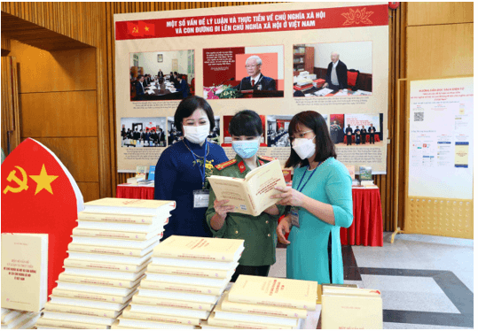 Bài thu hoạch liên hệ bản thân tự diễn biến tự chuyển hóa năm 2025 (mới nhất)