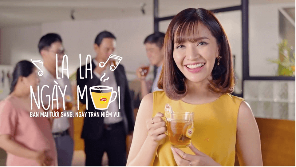 La la ngày mới (lời bài hát, lyric chính xác nhất)