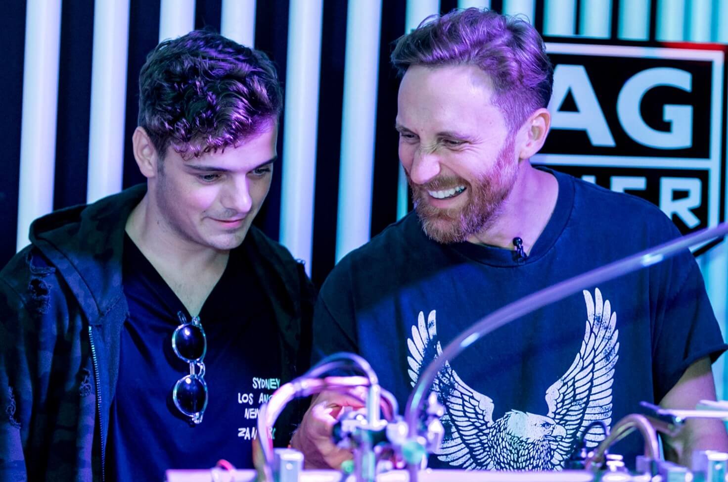 So Far Away (lời bài hát, lyric chính xác nhất) (ảnh 1)