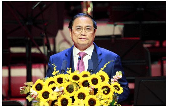 Đọc hiểu Khánh thành nhà hát Hồ Gươm: Điểm nhấn kiến trúc, văn hóa thủ đô (chi tiết nhất)