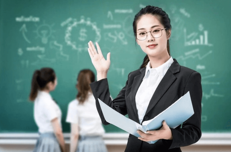 Nghề giáo ngày càng thu hút, điểm chuẩn sư phạm tăng vọt (ảnh 2)