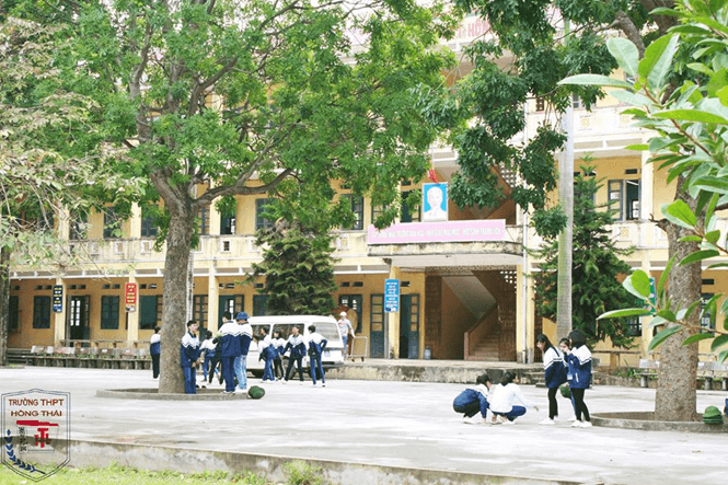 Thông tin về Trường THPT Phạm Hồng Thái (Hà Nội)