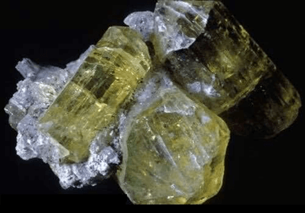 Quặng apatite là gì