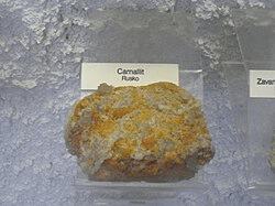 Quặng carnallite là gì