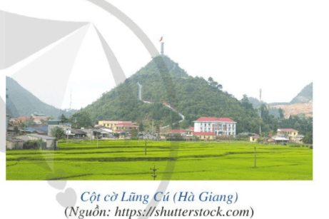 Cột cờ Lũng Cú là cột cờ Quốc gia, nằm ở đỉnh Lũng Cú