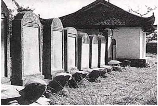 10+ Hiền tài là nguyên khí của quốc gia, nguyên khí thịnh thì thế nước mạnh, rồi lên cao (điểm cao)