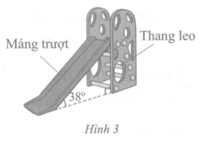 Hình 3 biểu diễn một chiếc cầu trượt gồm máng trượt và thang leo